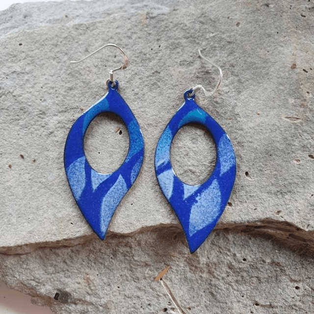 Blue stencilled enamel earrings - EE100